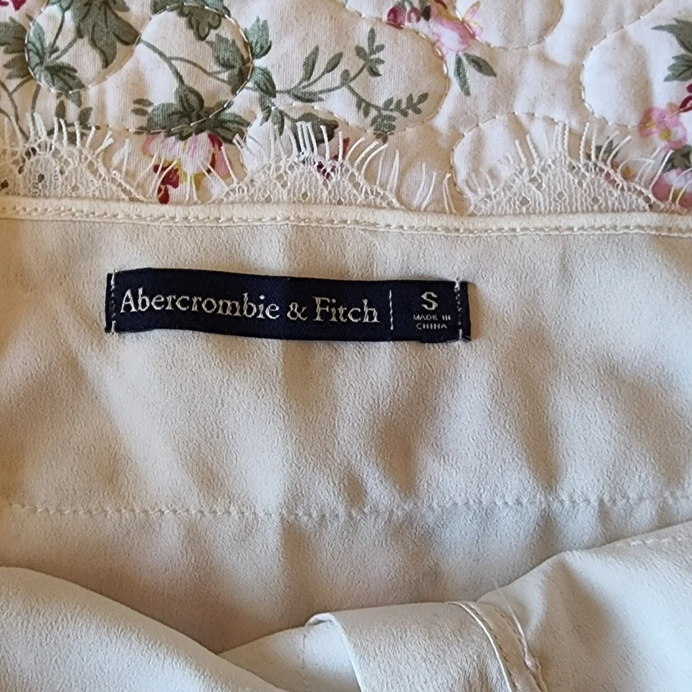 Abercrombie & Fitch Ivory Lace-Trim Camisole - Picture 5 of 5